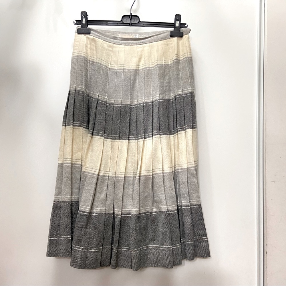 VINTAGE Wool Pleated Skirt - Highland Queen
